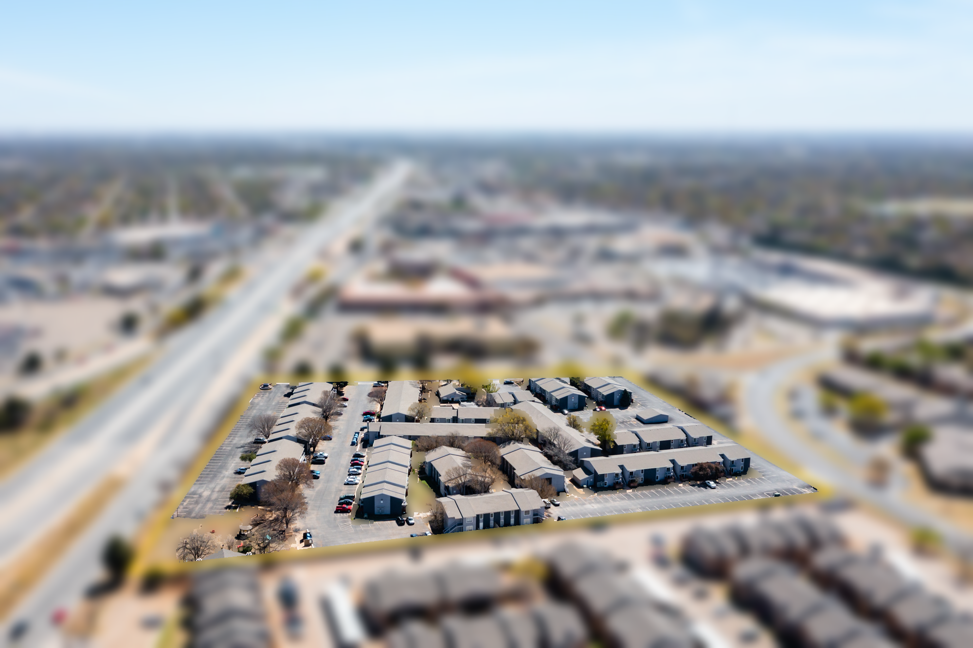 Aerial view of multifamily apartment complex